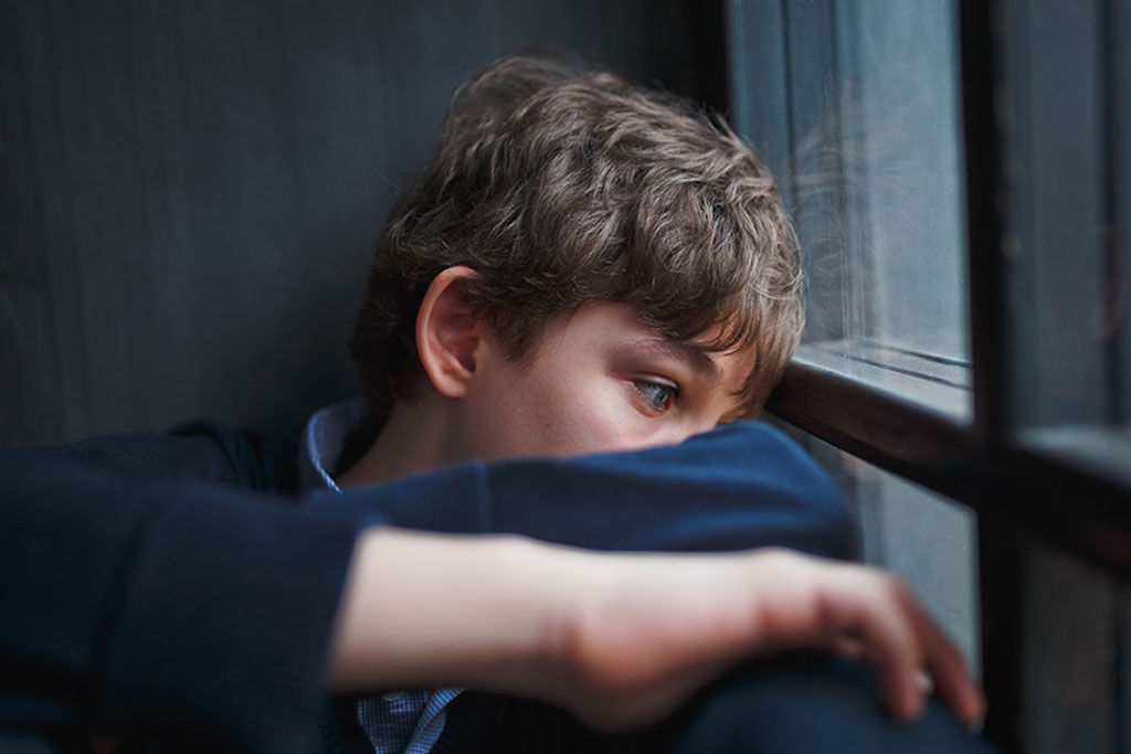 دلایل افسردگی در کودکان و راه های تشخیص و پیشگیری از آن‌ها