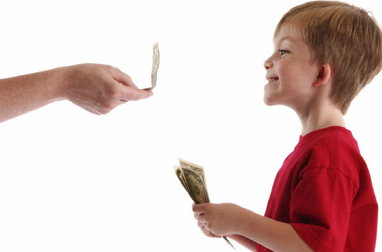 دادن پول توجیبی به کودکان